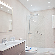 Appartamento Villa Mar, bagno con doccia